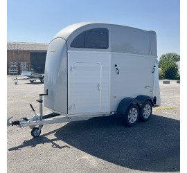 Humbaur Xanthos Aero 2400